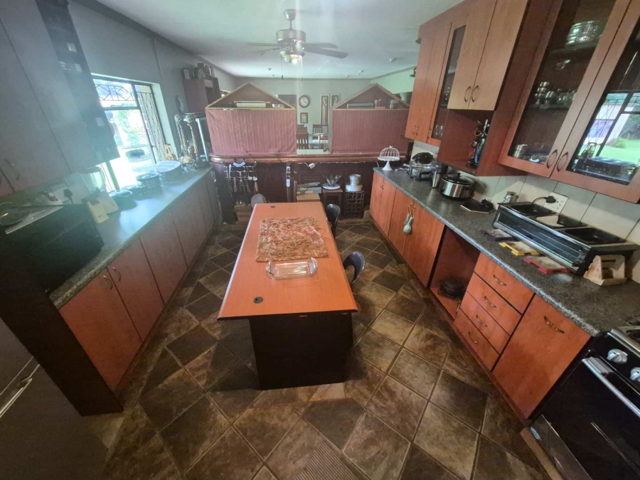 10 Bedroom Property for Sale in Mooinooi North West